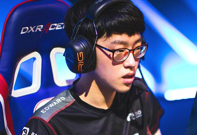 Scout回归赛场，连败首场状态亮眼，FPX观众沸腾！的简单介绍